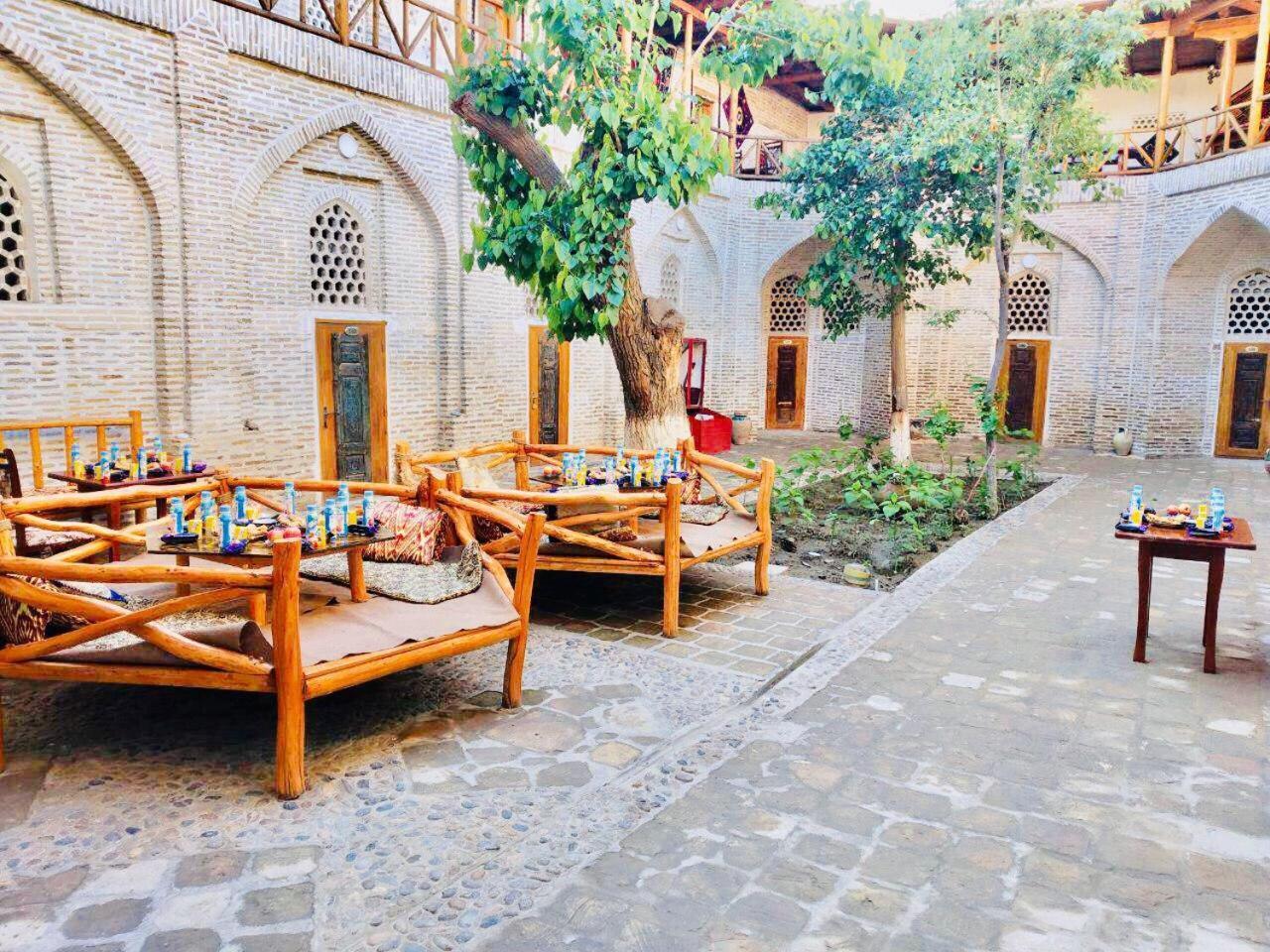 Ohun 18Th Century Caravansarai Bukhara Exterior foto