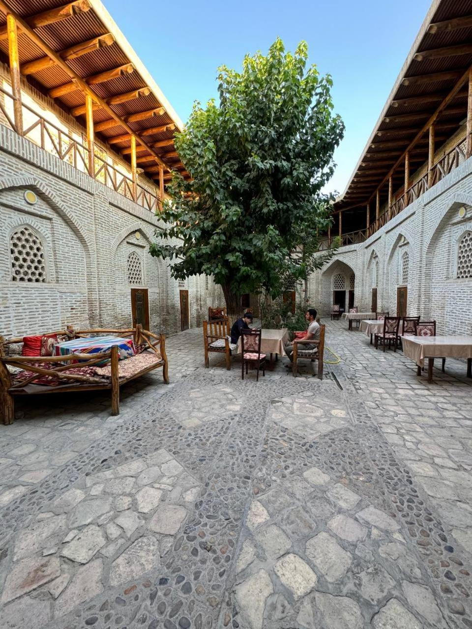 Ohun 18Th Century Caravansarai Bukhara Exterior foto