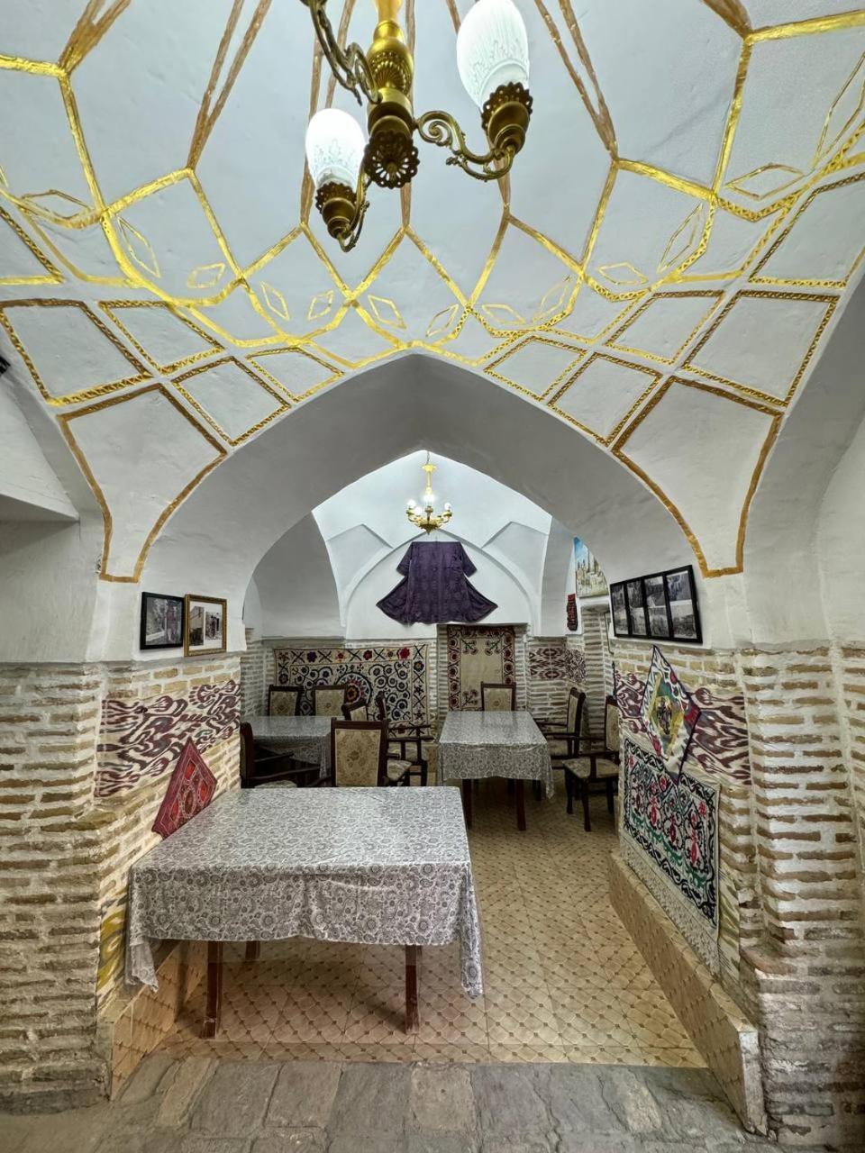 Ohun 18Th Century Caravansarai Bukhara Exterior foto