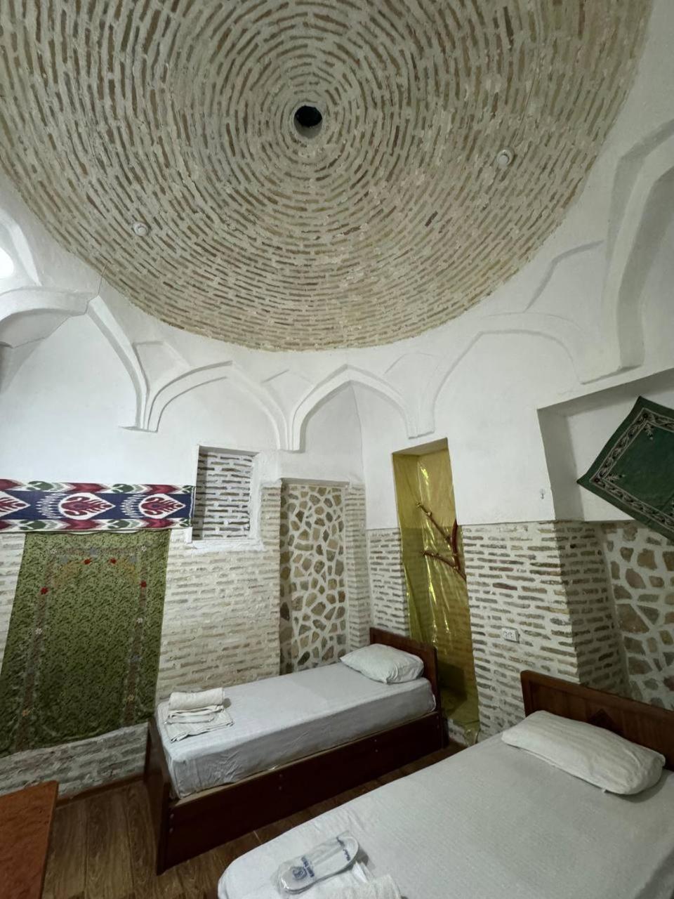 Ohun 18Th Century Caravansarai Bukhara Exterior foto