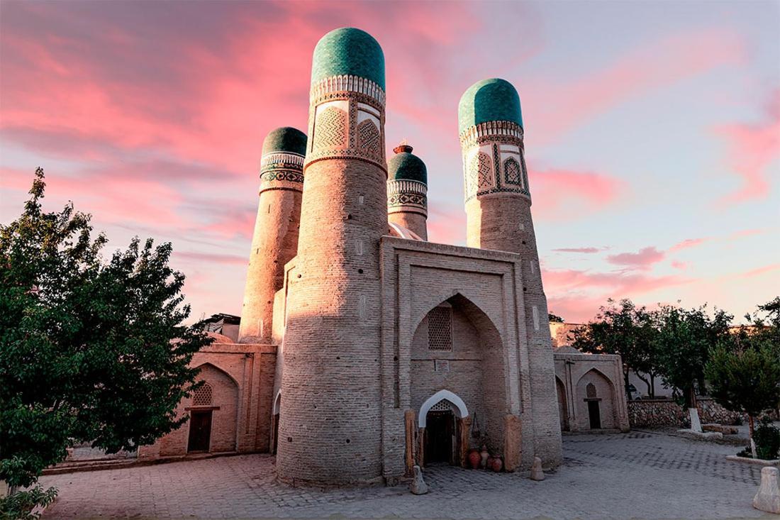 Ohun 18Th Century Caravansarai Bukhara Exterior foto