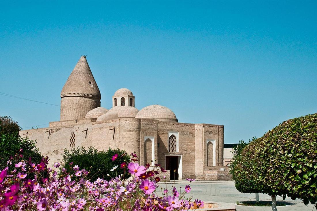 Ohun 18Th Century Caravansarai Bukhara Exterior foto