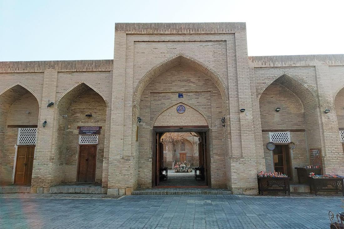 Ohun 18Th Century Caravansarai Bukhara Exterior foto